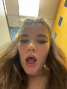 Holy Tereza online show from April 15, 2026, 7:58 pm