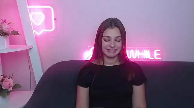 MilanaAngelAs online show from February 8, 2025, 9:35 am