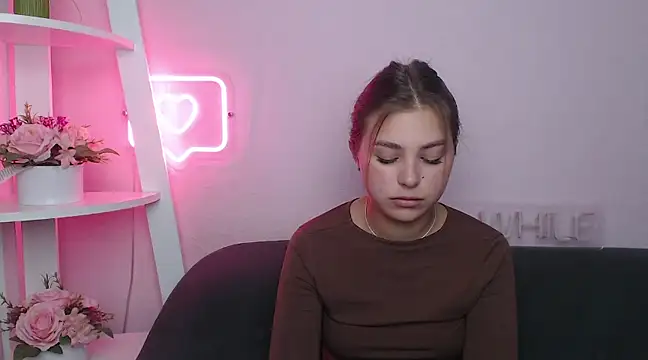 MilanaAngelAs online show from March 14, 2025, 10:39 am