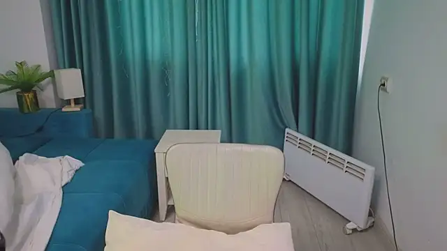 Snapshot of July_Kane chatting on October 29, 2025, 6:37 am July Kane online show from October 29, 2025, 6:37 am