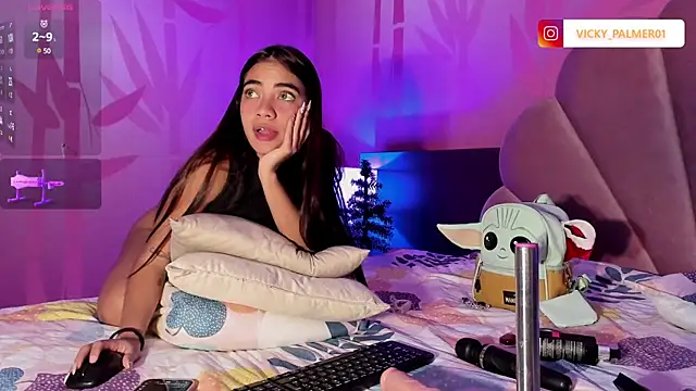 Vicky Palmer online show from December 15, 2024, 11:31 pm