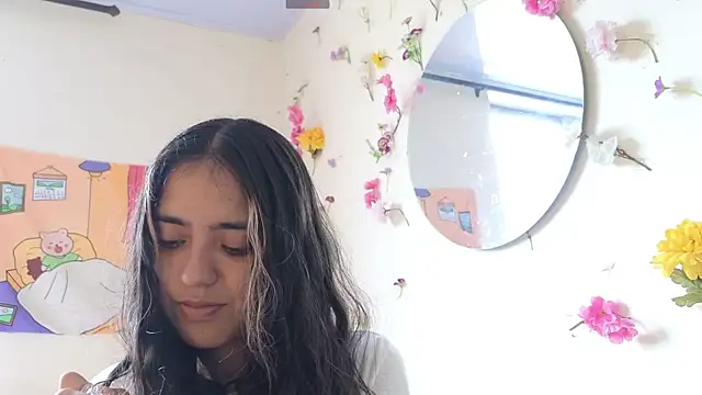 ViolettaSummer online show from January 11, 2025, 6:44 pm