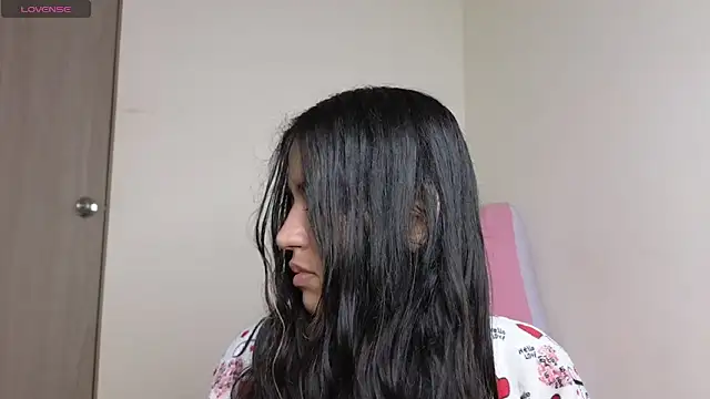 ViolettaSummer online show from September 23, 2025, 10:07 am