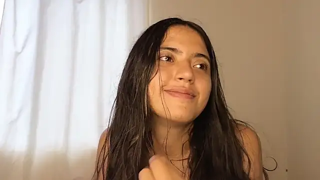 ViolettaSummer online show from October 9, 2025, 10:08 pm