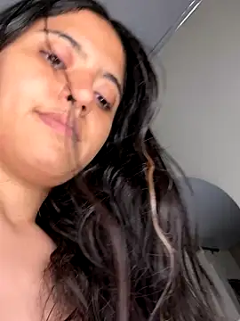 ViolettaSummer online show from November 3, 2025, 12:02 am