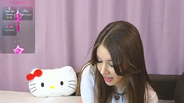 Snapshot of ellie_kramer chatting on March 29, 2026, 8:31 pm ellie kramer online show from March 29, 2026, 8:31 pm