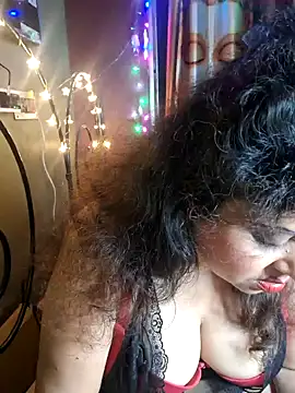 Snapshot of Maaya66 chatting on January 20, 2025, 6:32 pm Maaya66 online show from January 20, 2025, 6:32 pm