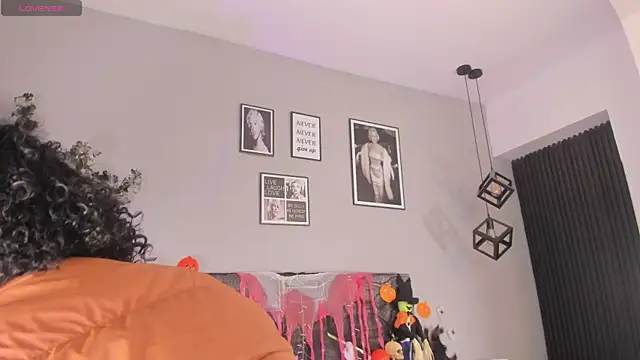 Katejordan online show from October 28, 2025, 3:43 am