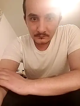 denis99tff online show from November 17, 2025, 8:36 pm