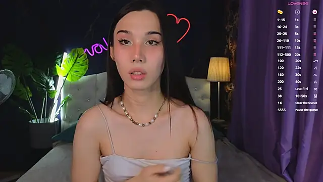 Kaia Sunshine Mia online show from January 30, 2025, 2:36 pm