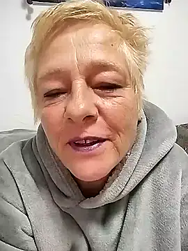 Snapshot of SoDi_Love chatting on January 3, 2025, 1:59 am SoDi Love online show from January 3, 2025, 1:59 am