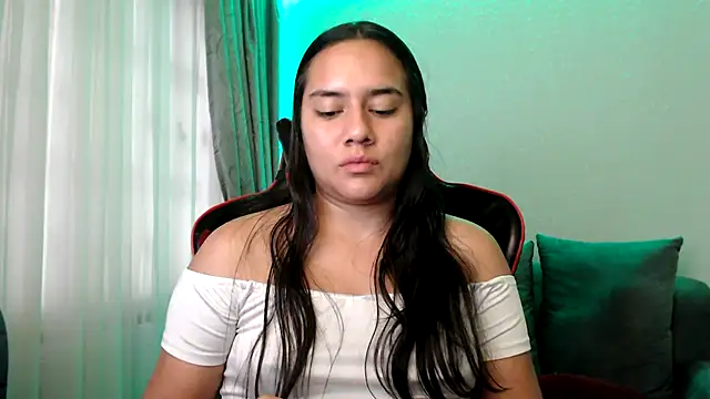 Lexyevans online show from February 4, 2025, 10:13 pm