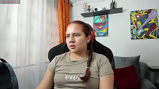 Lexyevans online show from October 26, 2025, 9:10 pm