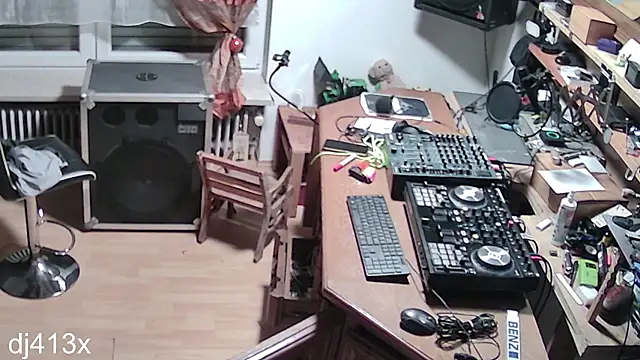 rosaeichel online show from February 17, 2026, 4:20 am