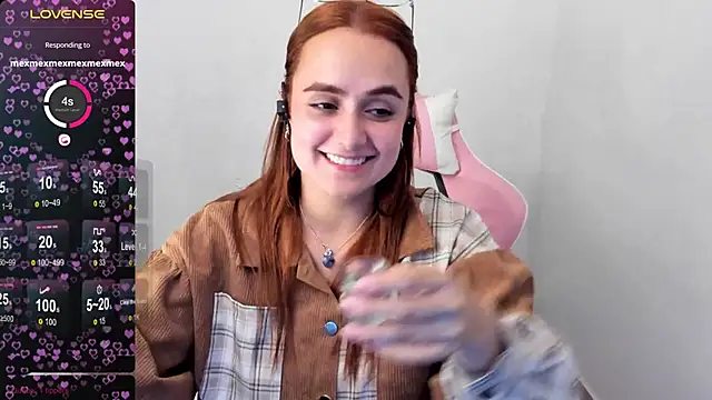 Snapshot of maryluna95 chatting on December 18, 2024, 3:26 am maryluna95 online show from December 18, 2024, 3:26 am