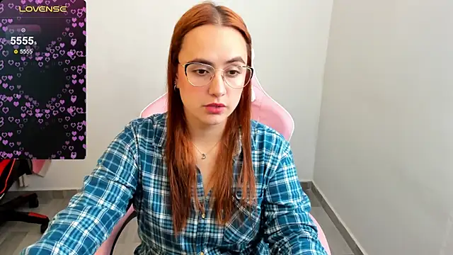 Snapshot of maryluna95 chatting on January 5, 2025, 6:13 pm maryluna95 online show from January 5, 2025, 6:13 pm