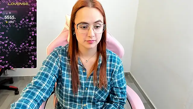 Snapshot of maryluna95 chatting on January 5, 2025, 9:14 pm maryluna95 online show from January 5, 2025, 9:14 pm