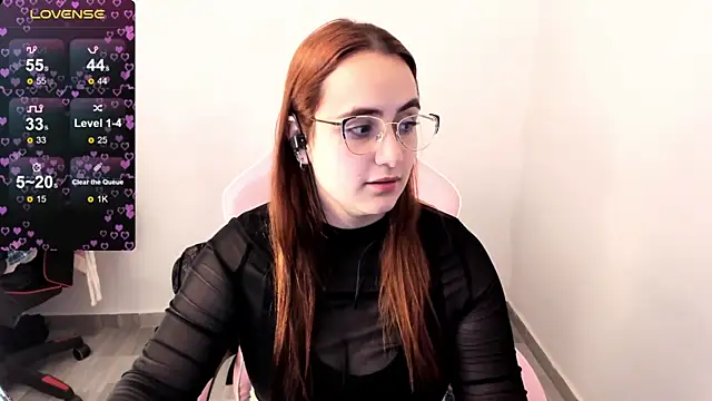 Snapshot of maryluna95 chatting on January 29, 2025, 5:40 am maryluna95 online show from January 29, 2025, 5:40 am