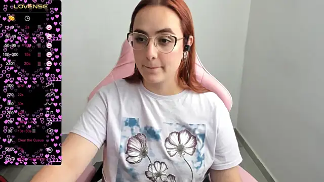 Snapshot of maryluna95 chatting on February 18, 2025, 8:36 pm maryluna95 online show from February 18, 2025, 8:36 pm