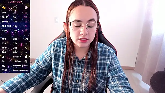 maryluna95 online show from October 21, 2025, 6:52 pm