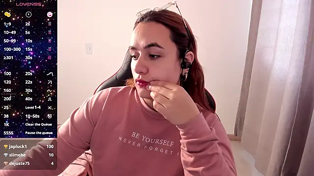 maryluna95 online show from November 5, 2025, 5:13 pm