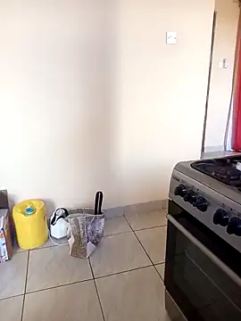 zainabsmile online show from April 13, 2026, 10:10 am