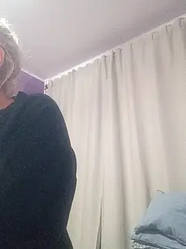 Snapshot of BritneyHudson chatting on September 22, 2025, 12:56 am BritneyHudson online show from September 22, 2025, 12:56 am