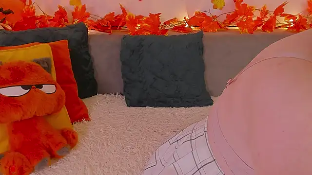 Tori the witch online show from November 8, 2025, 6:46 am