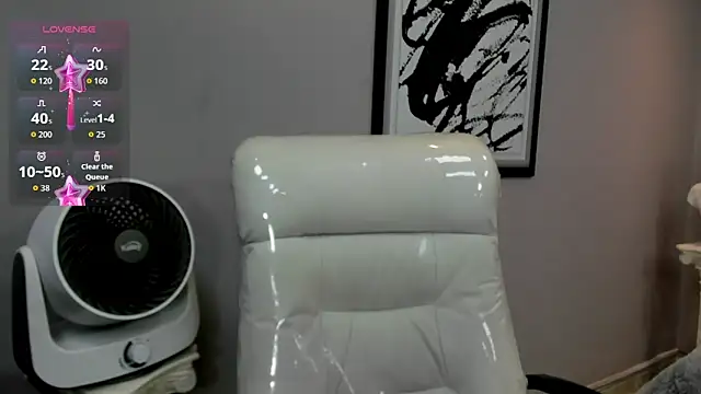 Snapshot of boylittle19cm chatting on November 6, 2025, 12:39 pm boylittle19cm online show from November 6, 2025, 12:39 pm