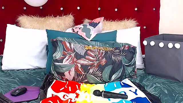 SEXYCARLITA09 online show from February 20, 2025, 11:32 pm