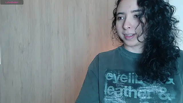 Snapshot of Abii_26 chatting on June 6, 2026, 1:11 am Abii 26 online show from June 6, 2026, 1:11 am