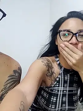 KarameloVzla online show from October 19, 2025, 9:54 am