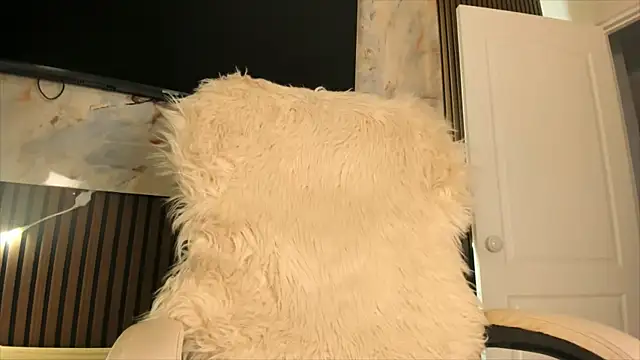 sally 009 online show from September 25, 2025, 2:10 pm