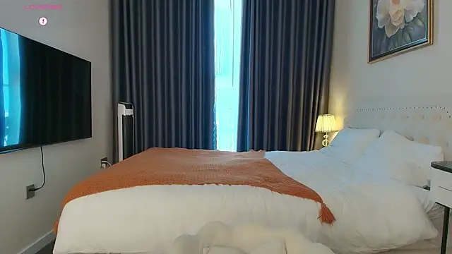 tenderlybaee online show from February 28, 2026, 4:24 am