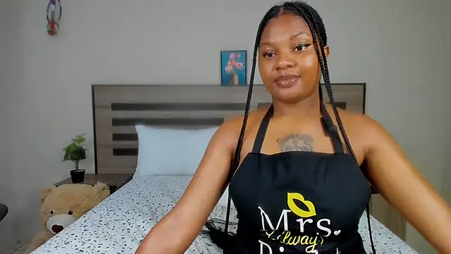 Renee-18 online show from December 18, 2024, 5:48 am