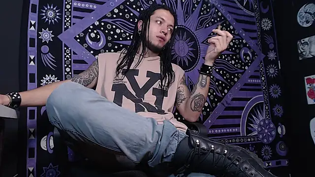 Dicaprioo  online show from January 14, 2025, 12:43 am