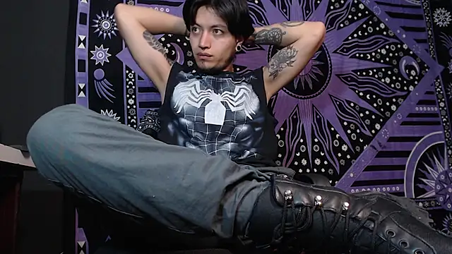 Dicaprioo  online show from January 23, 2025, 10:54 pm