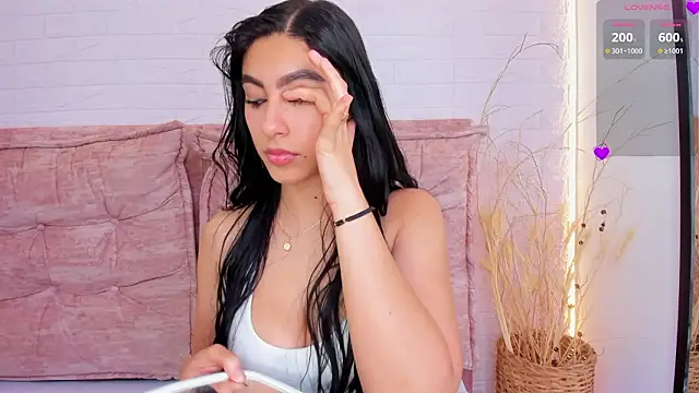 Emily roux online show from March 12, 2026, 12:06 am