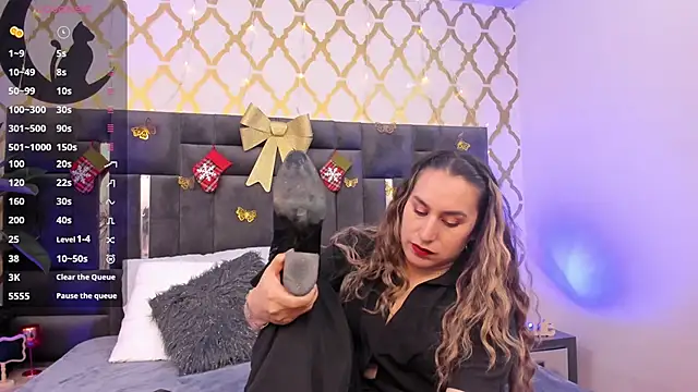 RubbyTaylor online show from December 2, 2025, 7:20 pm