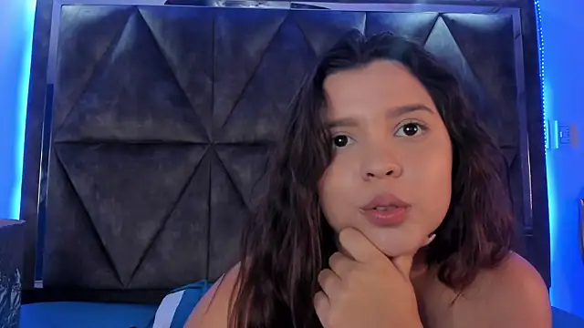 Elsalombardi  online show from February 14, 2025, 6:19 pm