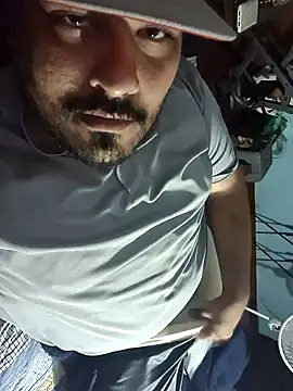 Snapshot of GILBERTHOR92 chatting on November 15, 2025, 11:29 am GILBERTHOR92 online show from November 15, 2025, 11:29 am