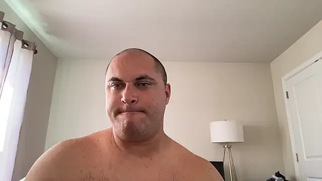 Snapshot of SluggishChase99 chatting on October 6, 2025, 4:59 pm SluggishChase99 online show from October 6, 2025, 4:59 pm