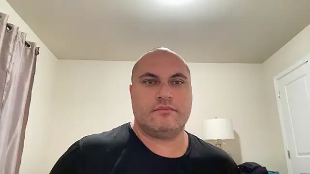 Snapshot of SluggishChase99 chatting on November 10, 2025, 9:30 am SluggishChase99 online show from November 10, 2025, 9:30 am