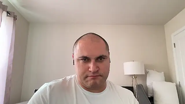 Snapshot of SluggishChase99 chatting on November 28, 2025, 5:26 pm SluggishChase99 online show from November 28, 2025, 5:26 pm