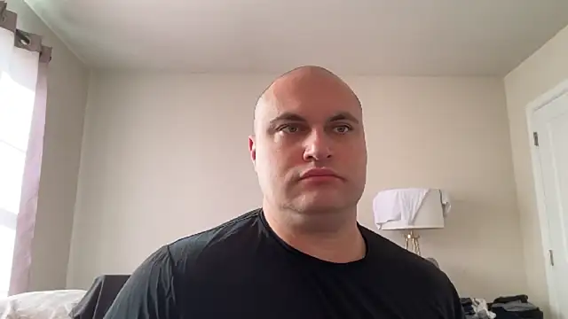 Snapshot of SluggishChase99 chatting on December 1, 2025, 11:32 pm SluggishChase99 online show from December 1, 2025, 11:32 pm