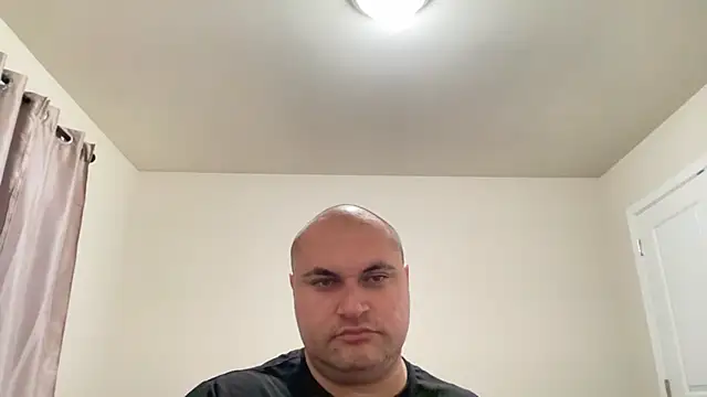 Snapshot of SluggishChase99 chatting on December 21, 2025, 5:03 am SluggishChase99 online show from December 21, 2025, 5:03 am