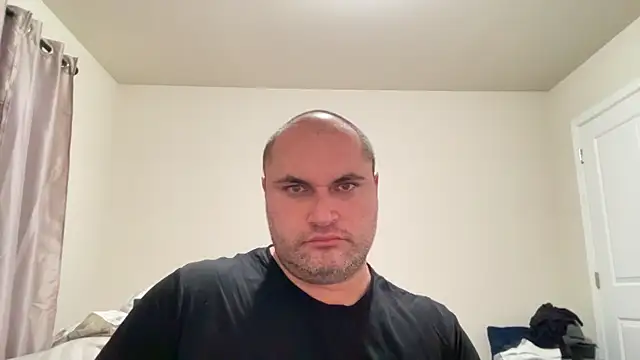 Snapshot of SluggishChase99 chatting on February 7, 2026, 12:14 am SluggishChase99 online show from February 7, 2026, 12:14 am