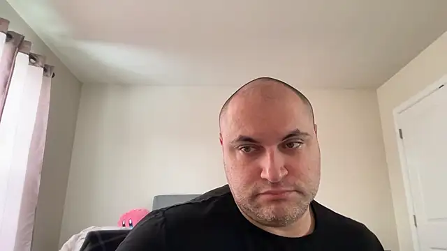 Snapshot of SluggishChase99 chatting on February 12, 2026, 2:56 pm SluggishChase99 online show from February 12, 2026, 2:56 pm