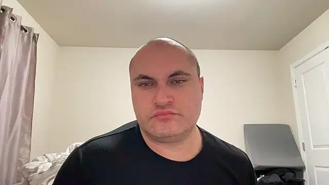 Snapshot of SluggishChase99 chatting on February 15, 2026, 4:20 am SluggishChase99 online show from February 15, 2026, 4:20 am