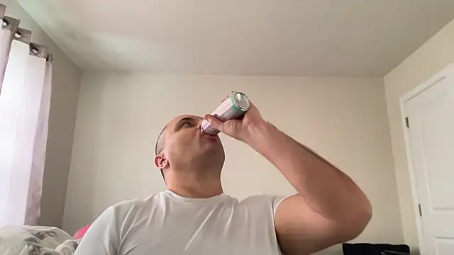 Snapshot of SluggishChase99 chatting on February 17, 2026, 3:19 pm SluggishChase99 online show from February 17, 2026, 3:19 pm